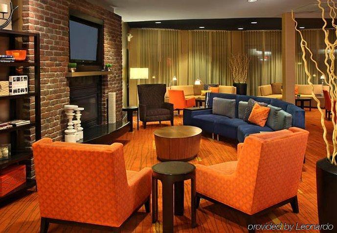Courtyard By Marriott Providence Warwick Hotel Exterior photo